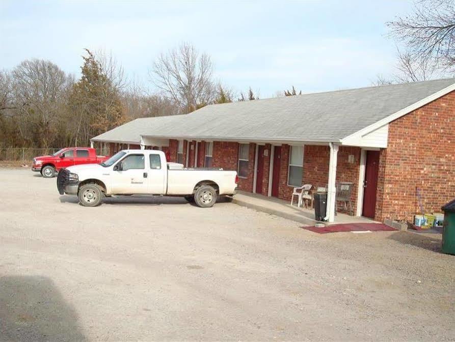 Budget Motel